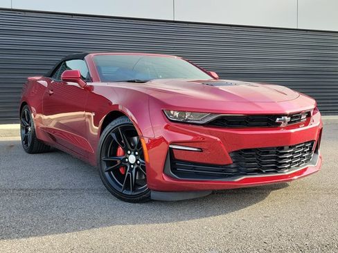 Used 2023 Chevrolet Camaro SS RWD image 2