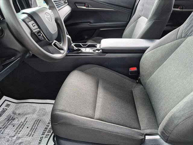 Used 2025 Toyota Camry LE FWD image 15
