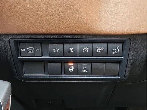 Used 2025 Toyota Sequoia 1794 Edition w/ TRD Off-Road Package image 31