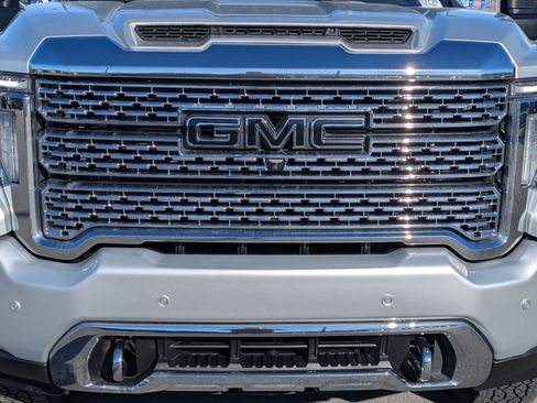 Certified 2023 GMC Sierra 3500 Denali w/ Denali Ultimate Package image 10