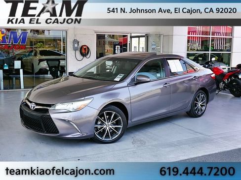 Used 2017 Toyota Camry XSE w/ Moonroof Package FWD image 1