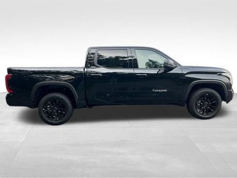 Certified 2025 Toyota Tundra SR5 AWD/4WD image 6