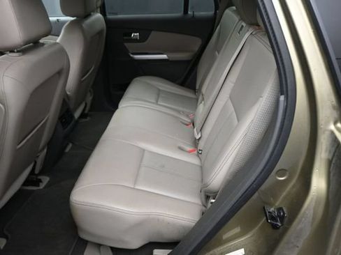 Used 2013 Ford Edge SEL FWD image 19