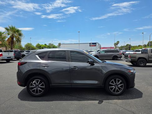 Used 2018 MAZDA CX-5 Touring FWD image 6