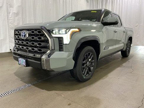Used 2024 Toyota Tundra Platinum image 26