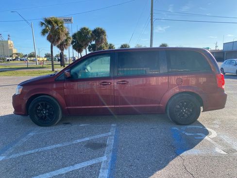 Used 2019 Dodge Grand Caravan GT image 6