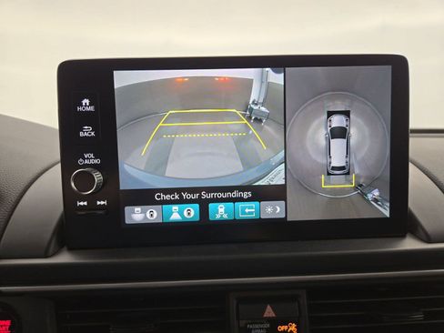Used 2025 Honda Pilot Black Edition image 24