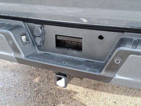 Used 2021 Ford F150 Lariat w/ Equipment Group 502A High image 5