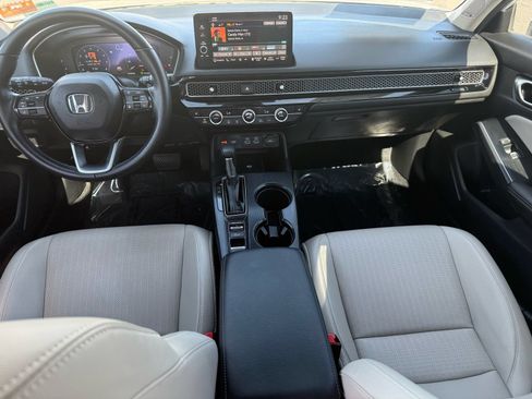 Certified 2023 Honda Civic Touring image 29