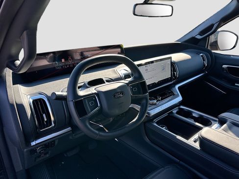 New 2026 Ford Expedition Platinum w/ Stealth Performance Package image 6