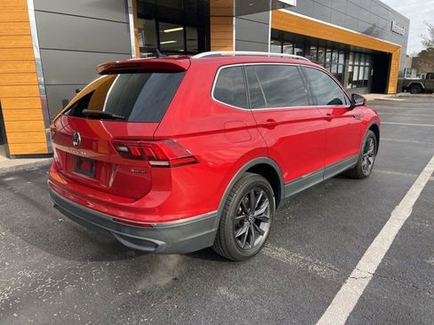Used 2022 Volkswagen Tiguan SE image 23