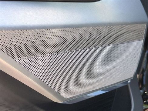 New 2026 Cadillac Vistiq Sport image 25