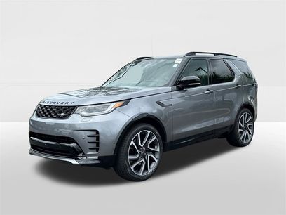 New 2025 Land Rover Discovery Dynamic SE