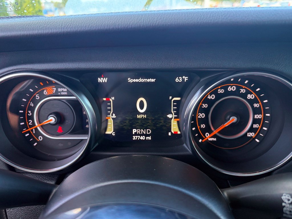 Used 2020 Jeep Wrangler Unlimited Sahara AWD/4WD image 17