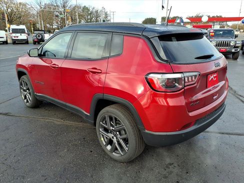 New 2026 Jeep Compass Limited image 4
