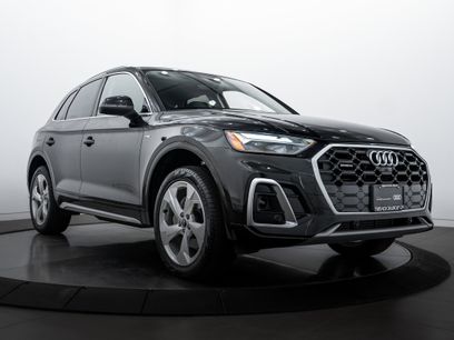 Certified 2025 Audi Q5 2.0T Premium Plus w/ Premium Plus Package