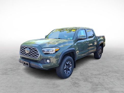 Used 2022 Toyota Tacoma TRD Off-Road AWD/4WD image 1