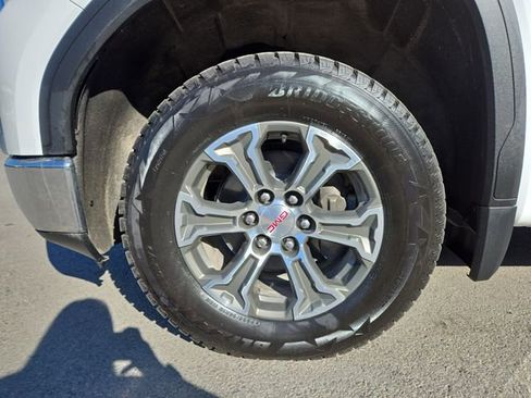 Used 2021 GMC Sierra 1500 SLT w/ X31 Off-Road Package AWD/4WD image 9