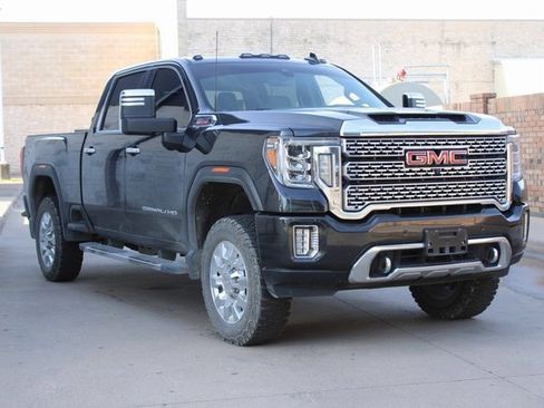 Used 2020 GMC Sierra 2500 Denali w/ Denali Ultimate Package image 2