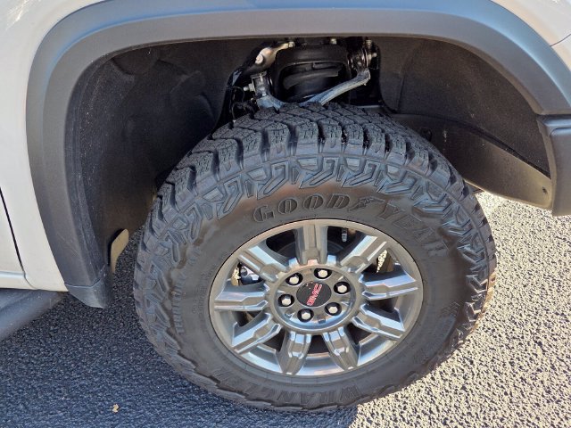 Used 2026 GMC Sierra 1500 AT4X AWD/4WD image 7