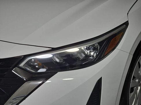 Certified 2025 Nissan Sentra S FWD image 28