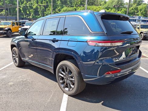 New 2026 Jeep Grand Cherokee Limited AWD/4WD image 4