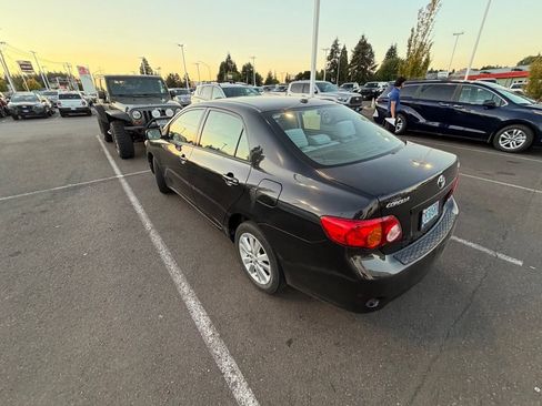 Used 2010 Toyota Corolla XLE w/ XLE EVP Pkg #2 FWD image 4