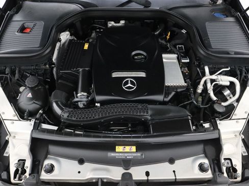 Used 2018 Mercedes-Benz GLC 300 image 42