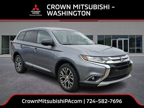 Used 2016 Mitsubishi Outlander ES image 1