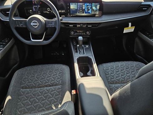 New 2026 Nissan Kicks SV image 10