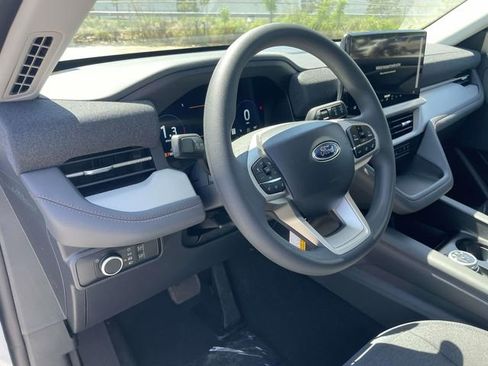 New 2026 Ford Explorer Active image 15