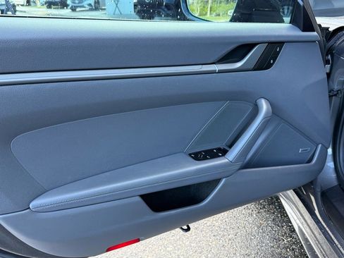 Used 2022 Porsche 911 Carrera RWD image 19