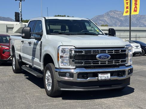 Used 2025 Ford F250 XLT image 8