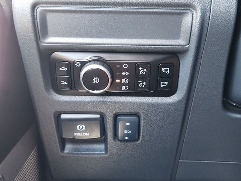 Used 2026 Ford F150 Raptor AWD/4WD image 22