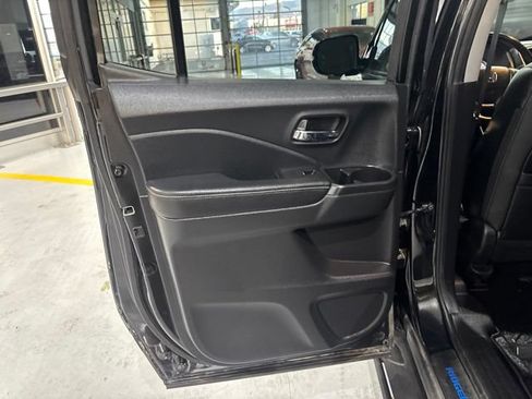 Used 2022 Honda Ridgeline RTL-E image 33
