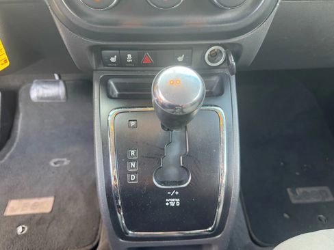Used 2012 Jeep Compass Latitude w/ Sun/Sound Group AWD/4WD image 16