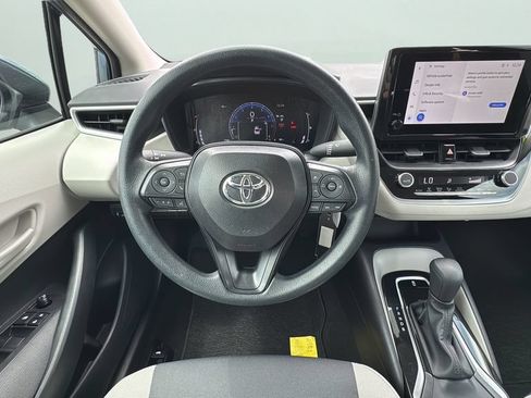 Used 2026 Toyota Corolla LE FWD image 18