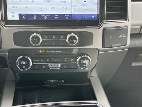 Used 2022 Ford F350 Lariat w/ Lariat Ultimate Package image 21