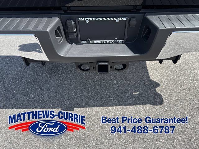 New 2026 Ford F250 XLT w/ FX4 Off-Road Package AWD/4WD image 13