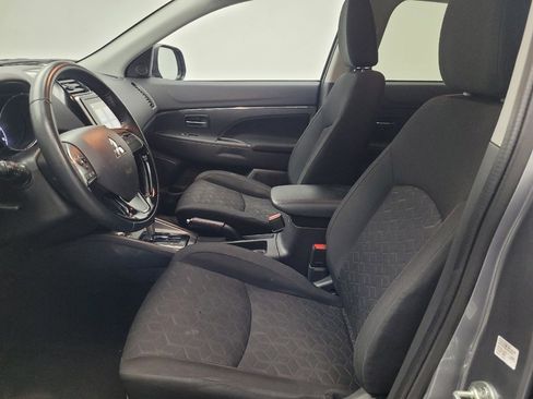 Used 2024 Mitsubishi Outlander Sport LE image 17