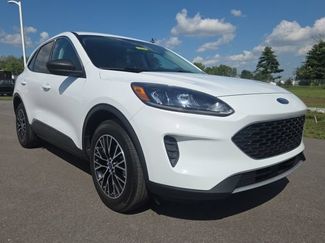 Used 2022 Ford Escape SE FWD 360° Tour