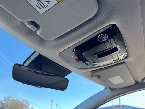 New 2026 Kia Sportage EX w/ EX Panoramic Sunroof Package image 19