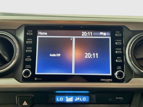 Used 2022 Toyota Tacoma SR5 w/ Technology Package RWD image 27