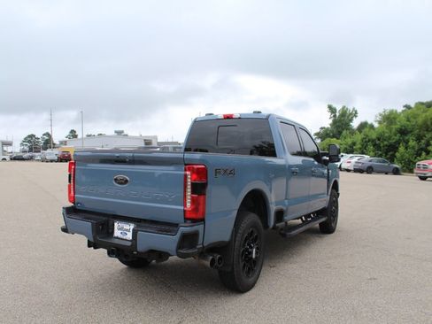 Used 2023 Ford F250 Lariat w/ Lariat Ultimate Package AWD/4WD image 6
