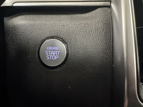 Used 2021 Kia Sorento S image 15