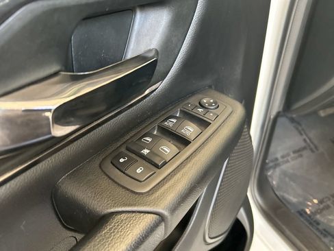 Used 2023 RAM 1500 Big Horn AWD/4WD image 38