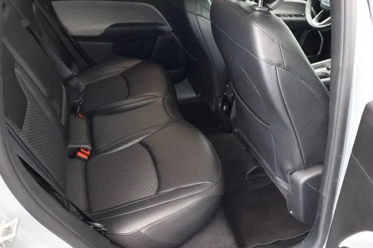 Used 2024 Jeep Compass Latitude AWD/4WD image 15