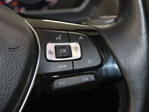 Used 2019 Volkswagen Tiguan SEL FWD image 31