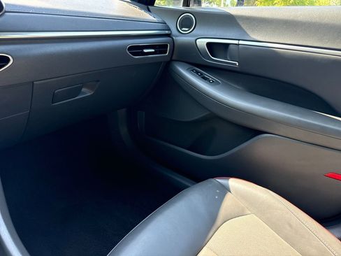 Used 2023 Hyundai Sonata SEL Plus FWD image 17