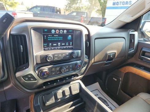 Used 2018 Chevrolet Silverado 1500 LTZ w/ Sport Package AWD/4WD image 23